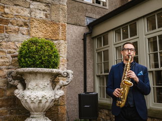 Promo Al about the Sax Saxophonist Manchester