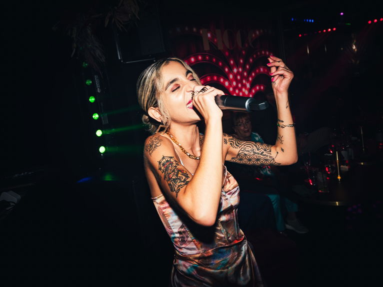 artists similar to Echoes