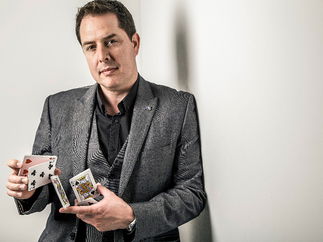 Promo Richard Stephens Close Up Magician Gloucestershire