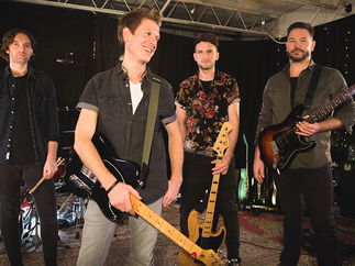 Promo Riser Function Band Essex