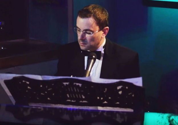 Promo Ritz Lounge Pianist Hampshire