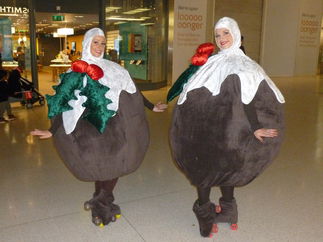 Promo Roller Skating Christmas Puddings Christmas Entertainer Kent