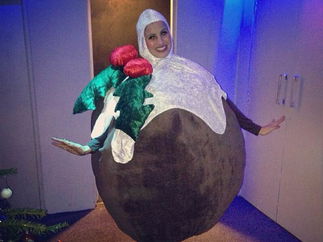 Promo Roller Skating Christmas Puddings Christmas Entertainer Kent