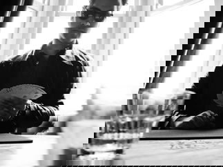 Promo Circus Cabaret Show Circus Performer East Sussex