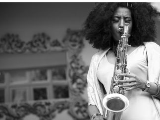 Promo Sax Goddess (Saxophonist) Solo Saxophonist Cheshire