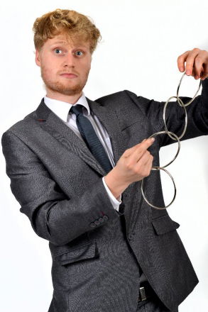 Promo Close Up Magician Russ Close Up Magician Staffordshire