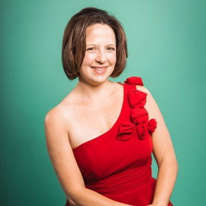 Promo Sara Llewellyn  Hertfordshire