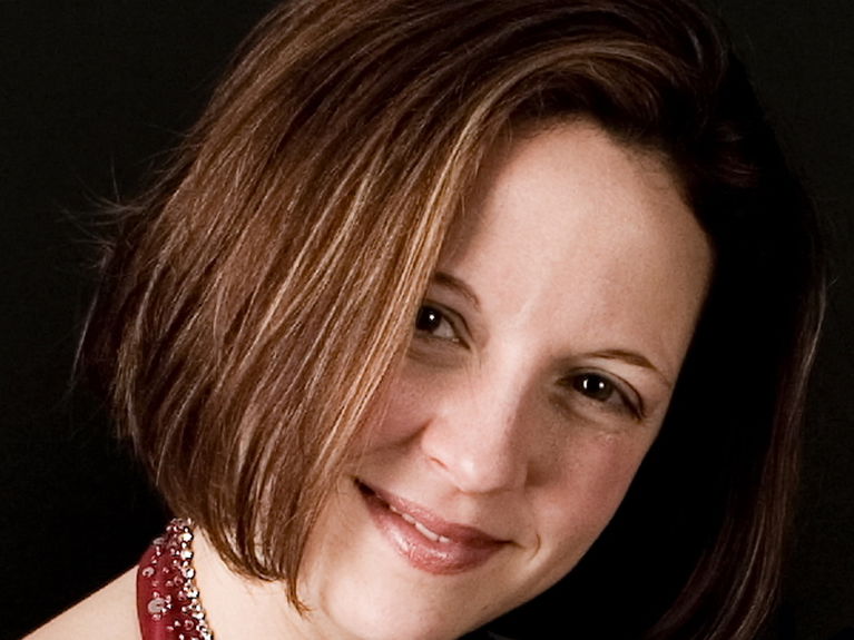 artists similar to Sara Hartley