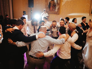 Promo Jewish Empire Unusual Musician Kent