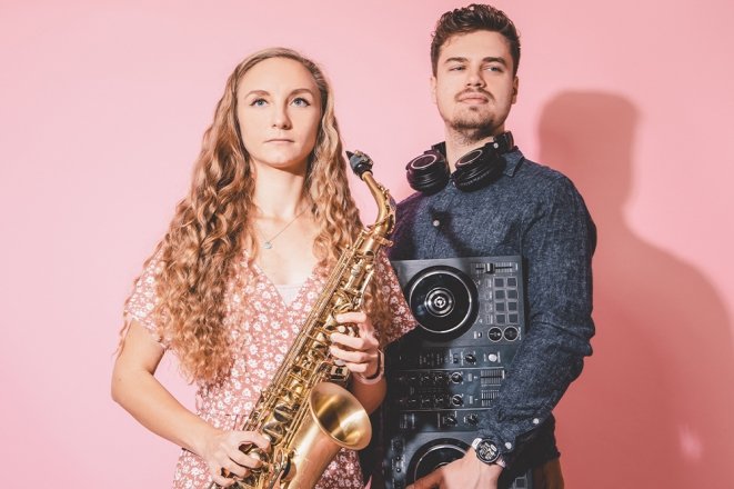 Promo SaxoBeat DJ, Saxophone and Percussion Duo Essex