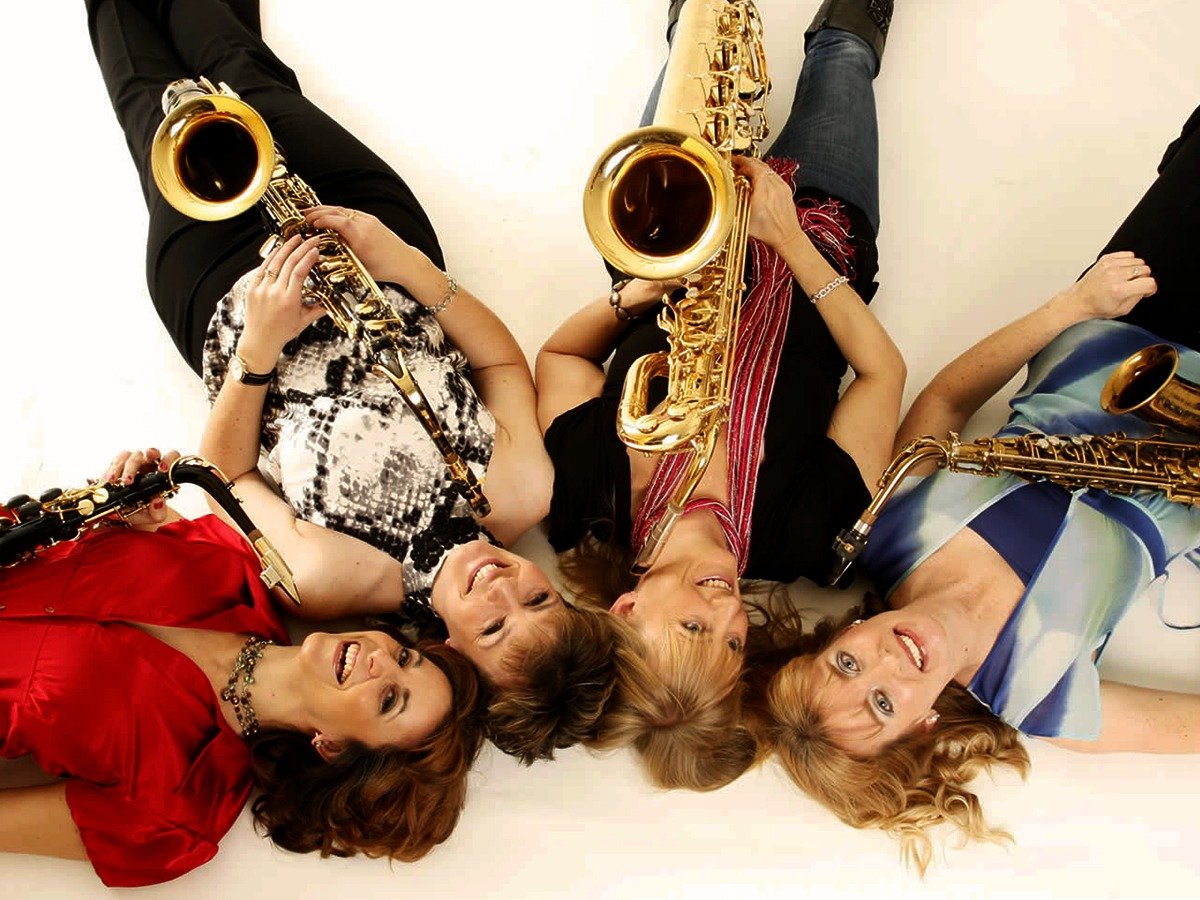 Promo Sax on the Box Saxophone Quartet Oxfordshire