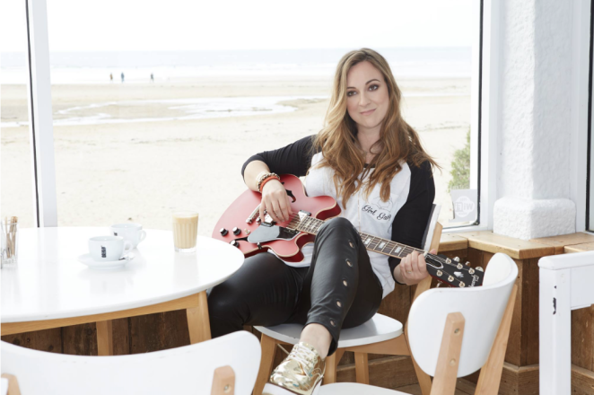 Promo Scarlette Singer Guitarist Hertfordshire
