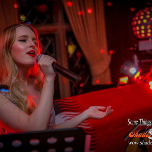 Promo Victoria Ashley  Cheshire