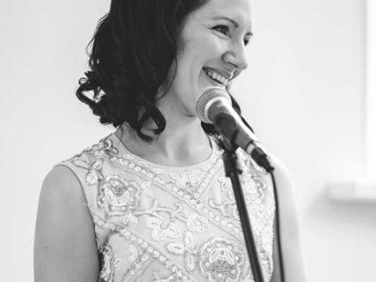 Shelly Sings | Solo Singer / Pianist Staffordshire | Alive Network