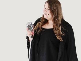 Promo Showcase with Suzie Solo Singer With Tracks Leicestershire