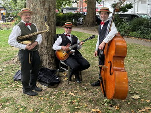 Silver St Dixie Trio Wedding Band Hertfordshire