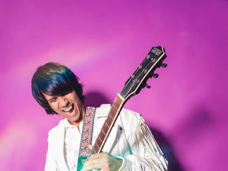 Promo Simon Soleil Singer Guitarist Northamptonshire