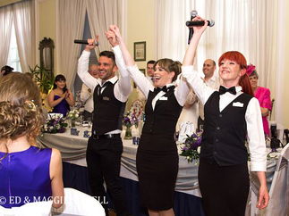 Promo The Singing Waitresses and Waiters Singing Waiter Hertfordshire
