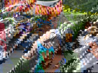 Promo Bubbletastic Bubbleologist Mix and Mingle Entertainer London