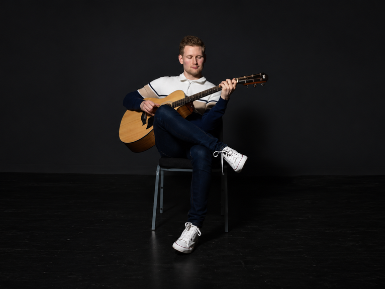 artists similar to Jamie Fingerstyle