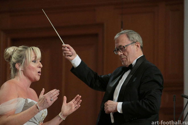 Promo Soprano Joanne Classical & Opera Singer Hertfordshire