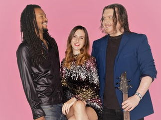 Promo Spectra Party Trio Staffordshire