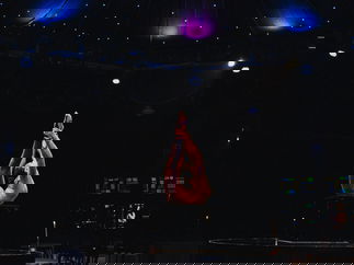 Promo Bespoke Spinning Contortionist Contortionist Bristol