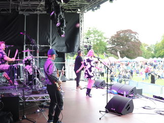 Promo The Edge Function Band Wiltshire