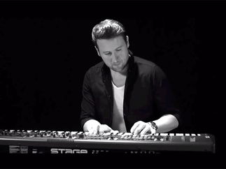 Promo Steve Williams Singer-Pianist Gloucestershire