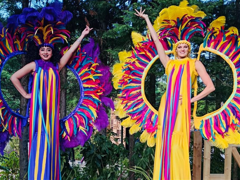 artists similar to Summer Carnival Stilts