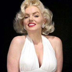 Promo Marilyn Monroe  (Suzie Kennedy)  London