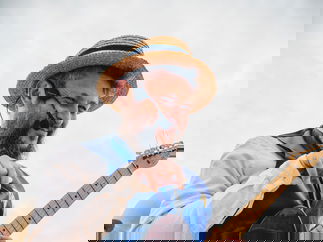 Promo The Ten Foot Troubadours Stilt Walking Band East Sussex