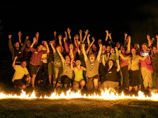 Promo Firewalk Team Challenge Team Building Activity London