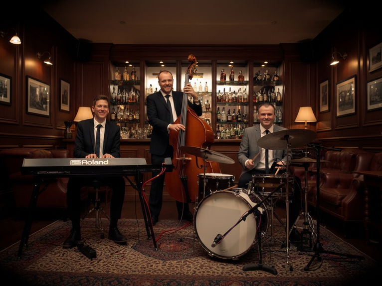 artists similar to Tessellate Trio