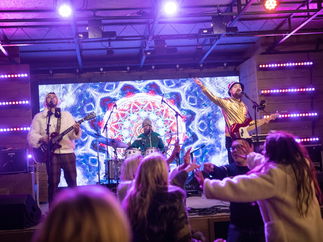 Promo Live Forever Rock, Pop & Indie Party Band London