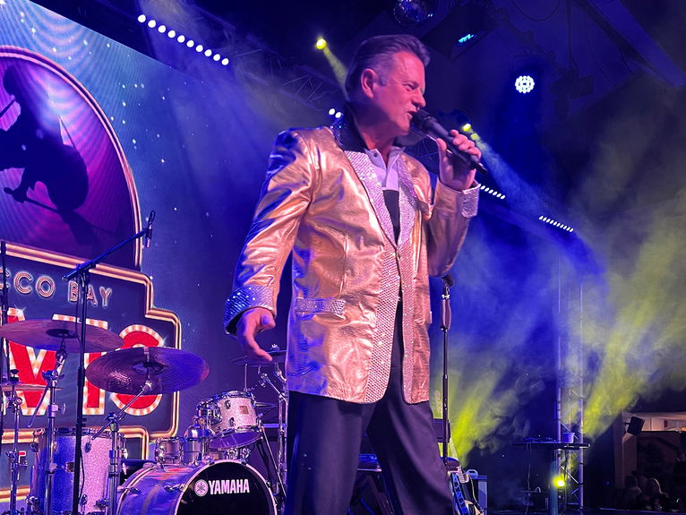 artists similar to (Elvis) The Full Elvis Experience