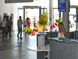 Promo The Grinch Lookalike Grinch Lookalike Lancashire