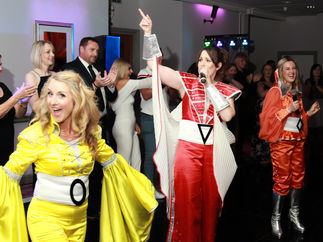 Promo Mamma and The Mias Tribute Act Hertfordshire