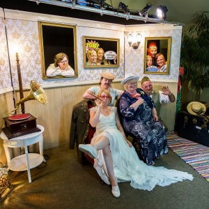 Promo Parlour Photo Wall  Leicestershire
