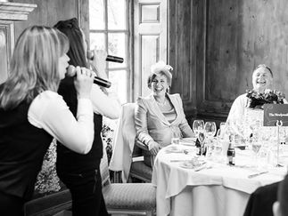 Promo The Singing Waitresses and Waiters Singing Waiter Hertfordshire