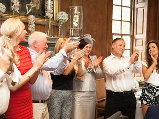 Promo The Singing Waitresses and Waiters Singing Waiter Hertfordshire