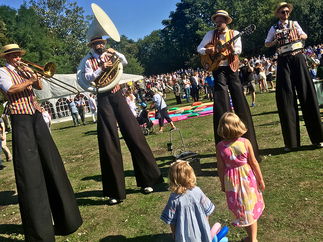 Promo The Ten Foot Troubadours Stilt Walking Band East Sussex