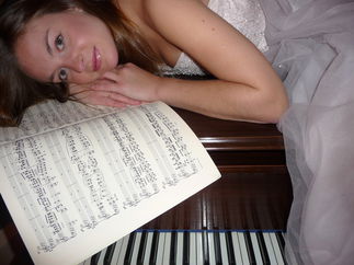 Promo Tia Charlotte Pianist Essex