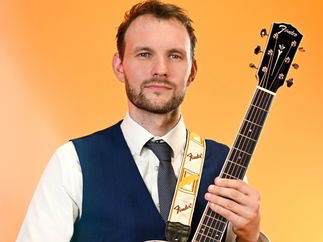 Promo Tim Matthews Singer Guitarist Essex