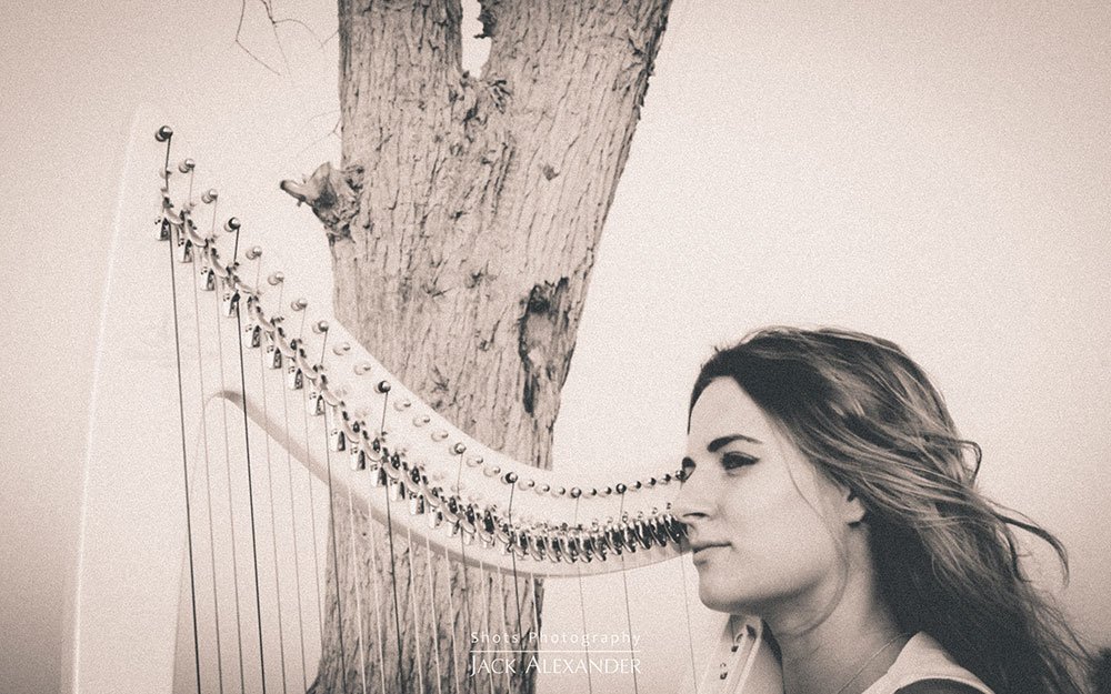 Promo T L Harp Harpist Edinburgh