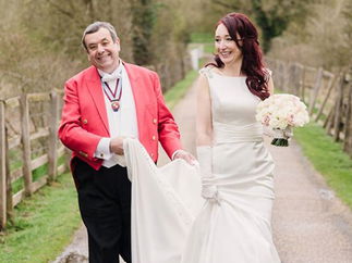 Promo Toastmaster and Celebrant Paul Deacon Toastmaster Buckinghamshire