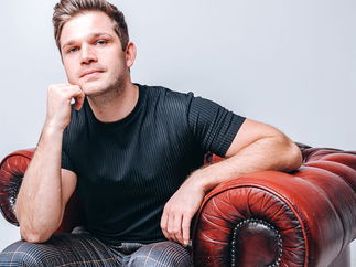 Promo Tom B Singer Guitarist Hampshire