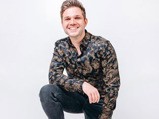 Promo Tom B Singer Guitarist Hampshire