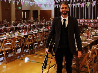 Promo Tom Horts Singer Guitarist Lancashire