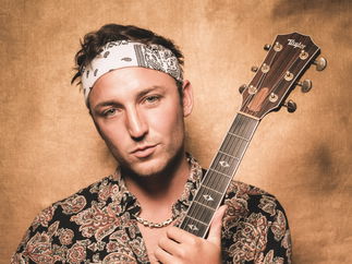 Promo Tom Wadd Singer Guitarist Oxfordshire